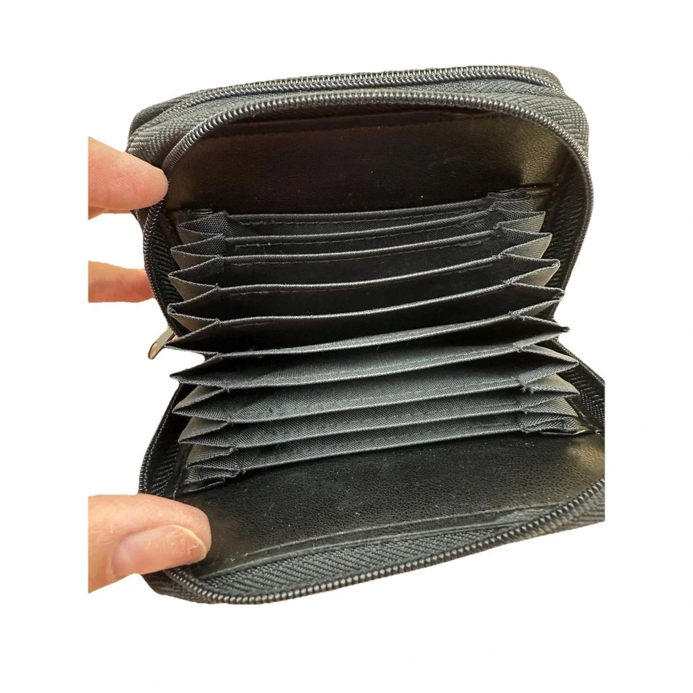 Samsonite Leather Accordion Card Holder Wallet Zip Around Organizer Black